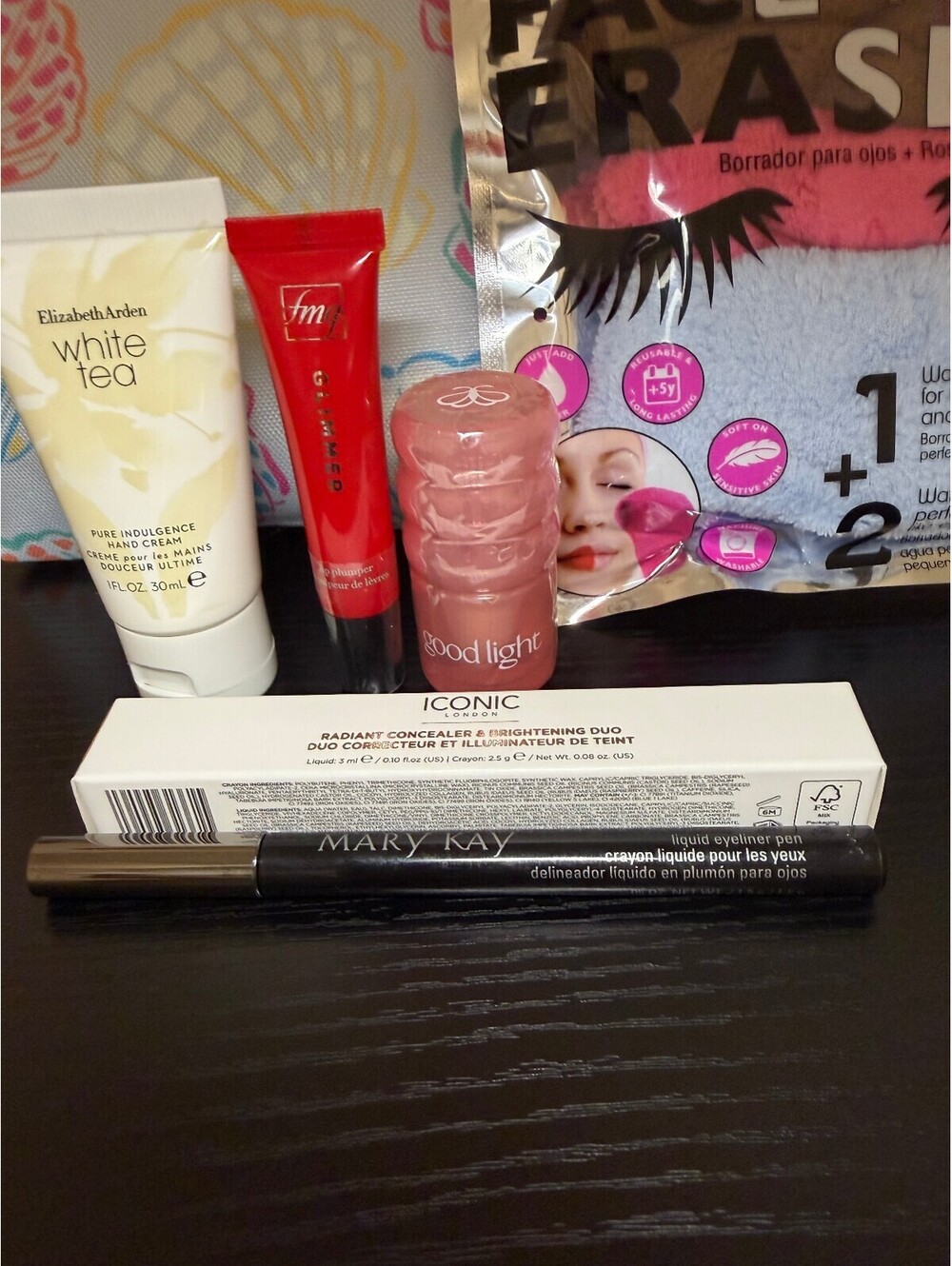 Cosmetics bundle - Picture 3 of 4